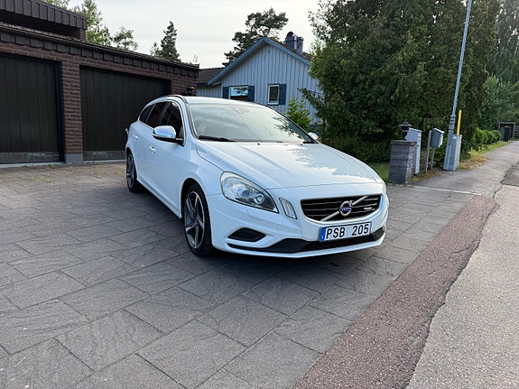 Volvo V60 4 of 7