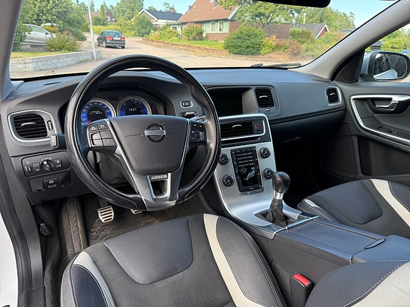 Volvo V60 6 of 7