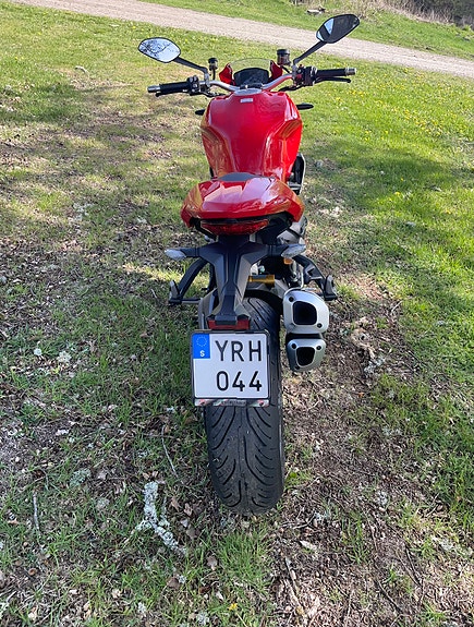 Ducati Monster 1200 S 2 of 5
