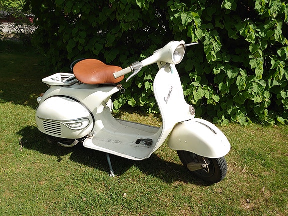 Vespa Touring 3 of 4