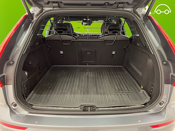 Volvo XC60 16 of 23