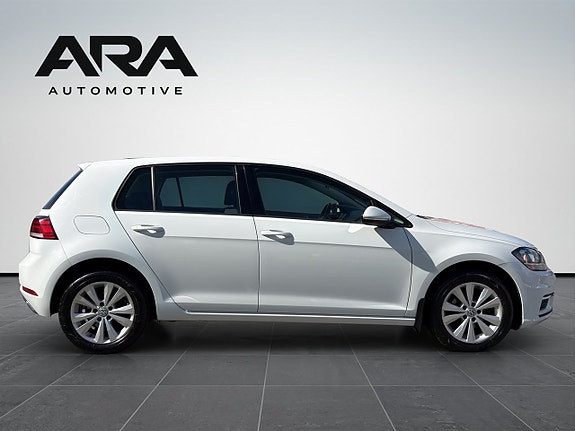 Volkswagen Golf VII 7 of 18