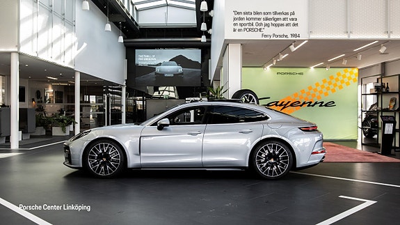 Porsche Panamera 4 4 of 23