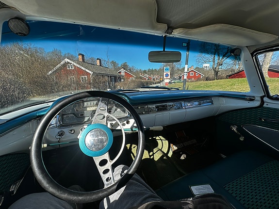 Ford Fairlane 5 of 5