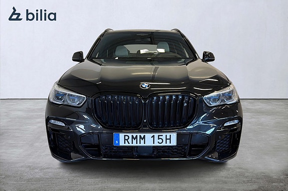 BMW X5 2 of 5