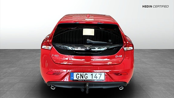 Volvo V40 7 of 9
