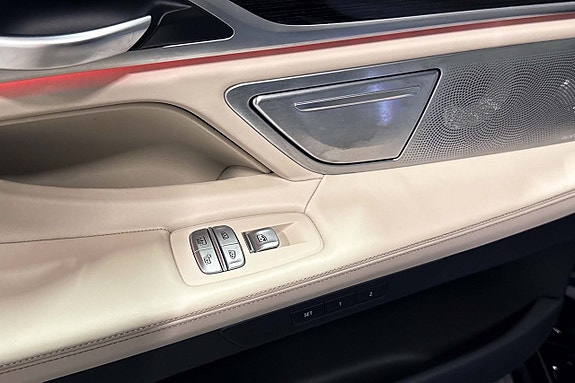 BMW 740Le 22 of 29