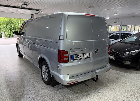 Volkswagen Transporter 3 of 5