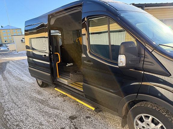 Ford Transit 5 of 5