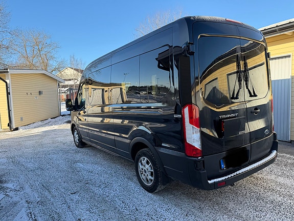 Ford Transit 2 of 5