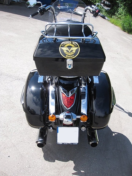 Kawasaki Vulcan 1700 Classic Tourer 3 of 8