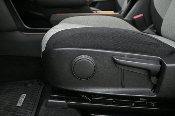 Mazda MX-30 12 of 27