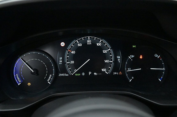 Mazda MX-30 8 of 27
