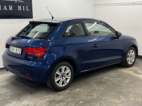 Audi A1 4 of 5