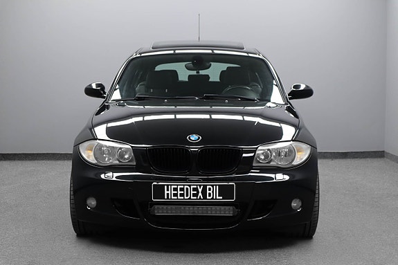BMW 120d 3 of 5