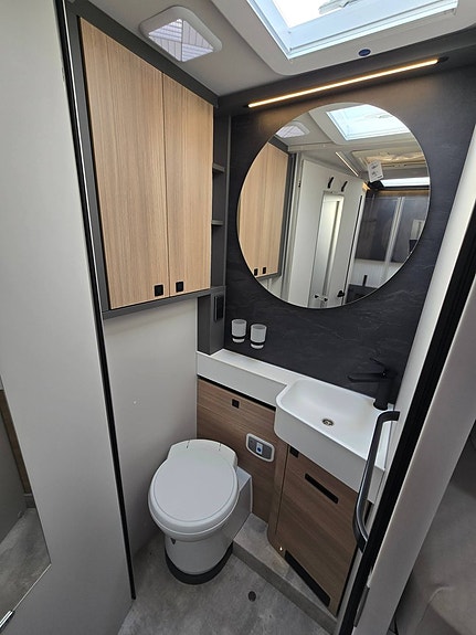 Hymer B-MC I 680 Facelift 10 of 13