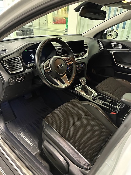 Kia XCeed 3 of 7