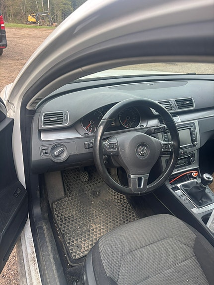 Volkswagen Passat 7 of 7