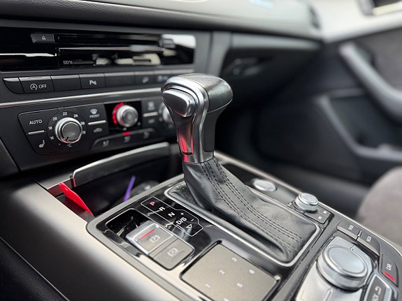 Audi A6 allroad 16 of 17