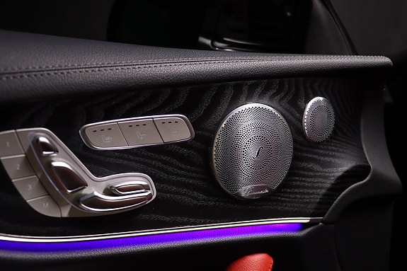 Mercedes-Benz E450 11 of 30