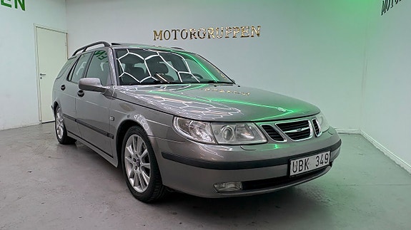 Saab 9-5 3 of 5