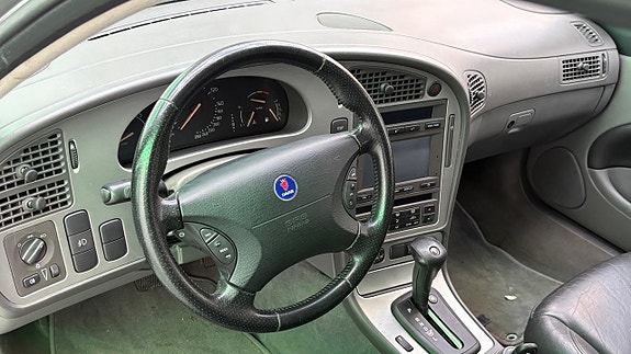 Saab 9-5 11 of 17