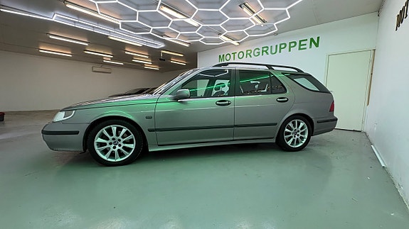 Saab 9-5 7 of 17