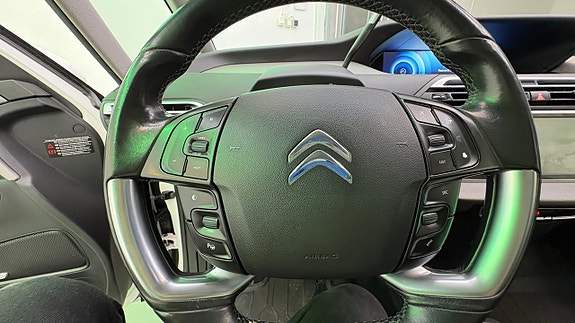 Citroen Grand C4 Picasso 18 of 24