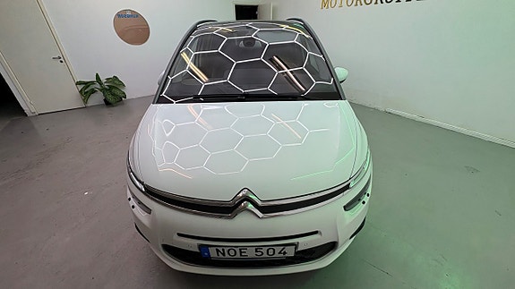 Citroen Grand C4 Picasso 6 of 24
