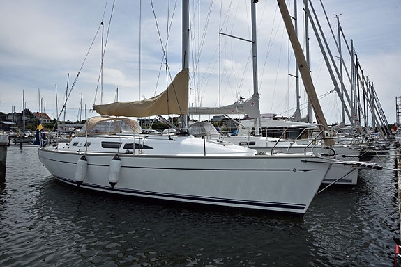 SUN FAST 37 (JEANNEAU) — View photo 1