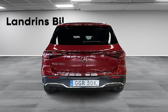 Mercedes-Benz EQB250+ 5 of 5