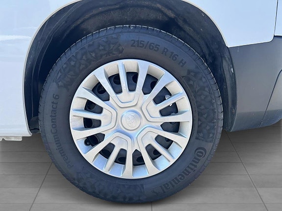 Toyota Proace City 16 of 17