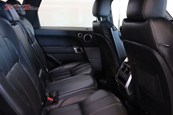 Land Rover Range Rover Sport 14 of 24