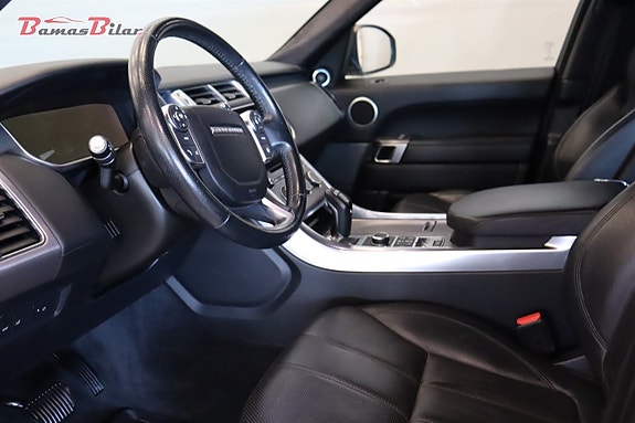 Land Rover Range Rover Sport 9 of 24
