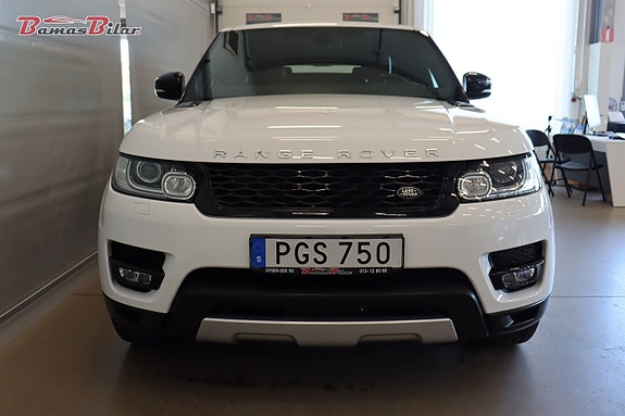 Land Rover Range Rover Sport 8 of 24