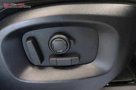 Land Rover Range Rover Sport 23 of 24