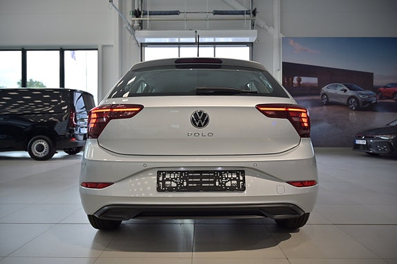 Volkswagen Polo 9 of 27