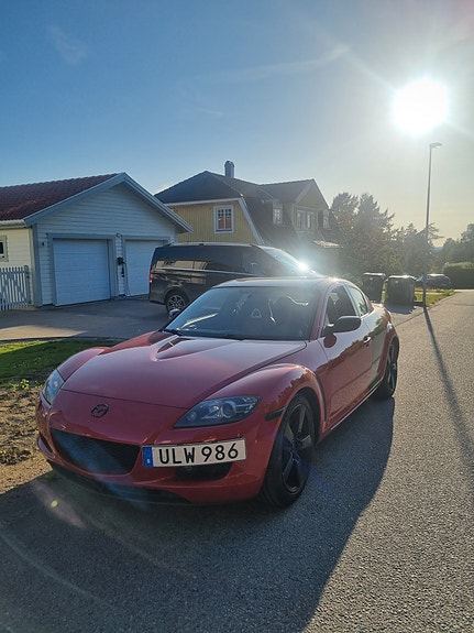 Mazda RX-8 2 of 5