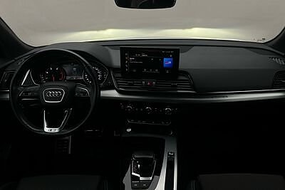 Audi Q5 3 of 3