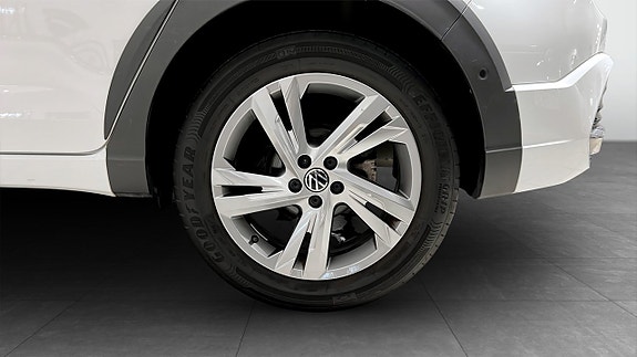 Volkswagen Taigo 6 of 18