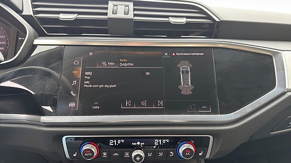 Audi Q3 9 of 18