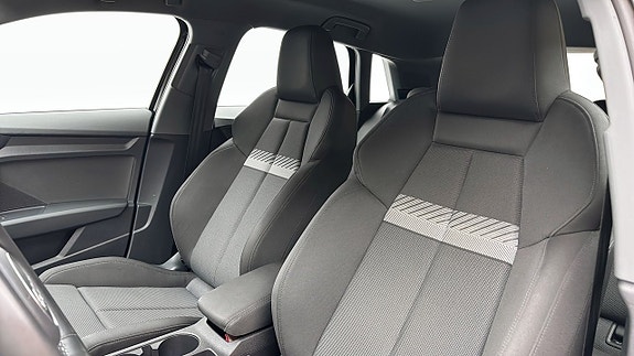 Audi A3 8 of 13