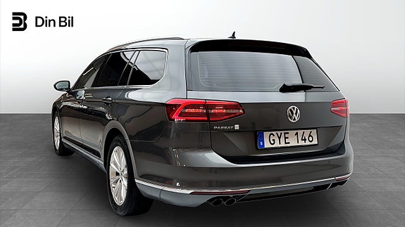 Volkswagen Passat 3 of 5