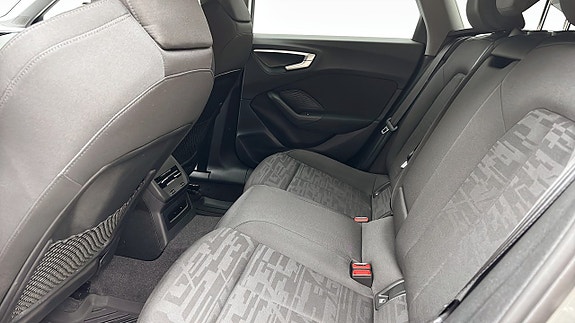 Audi A5 11 of 16