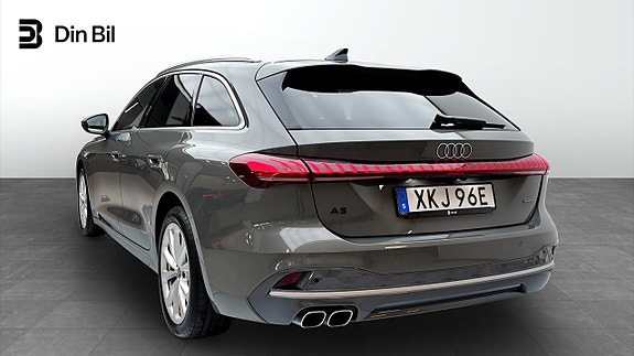 Audi A5 3 of 16