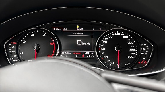 Audi A4 12 of 15