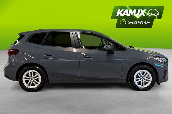 BMW 225xe 2 of 25