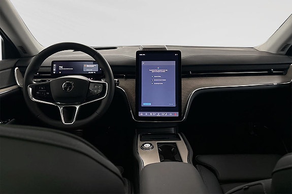 Volvo EX90 5 of 9
