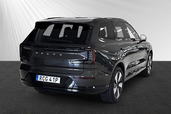 Volvo EX90 3 of 9