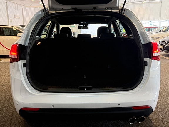 Kia Ceed 9 of 21